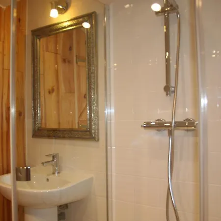 Bed & Breakfast Chalet In